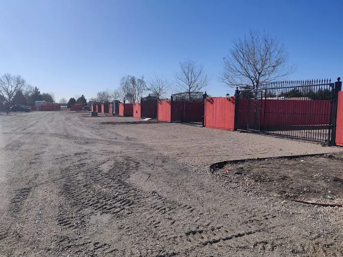 Aurora Gardens RV Park & Tiny Homes Picture 3
