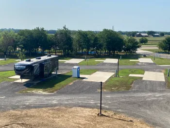 North East Texas Luxury RV and Cottages Picture 4