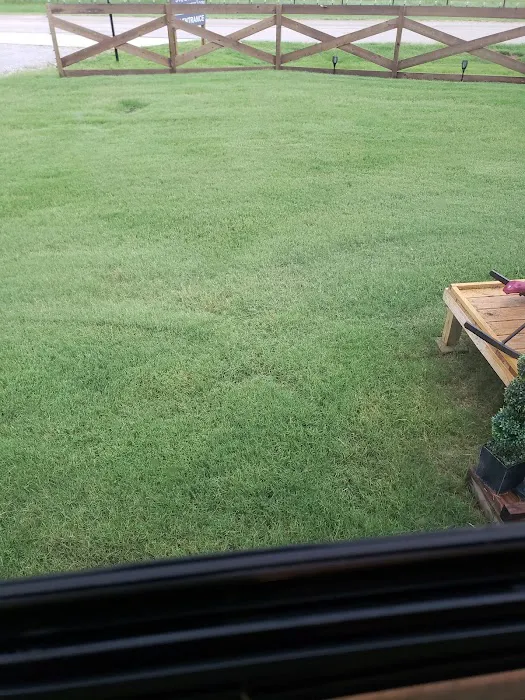 Country Pines RV Park Picture 9