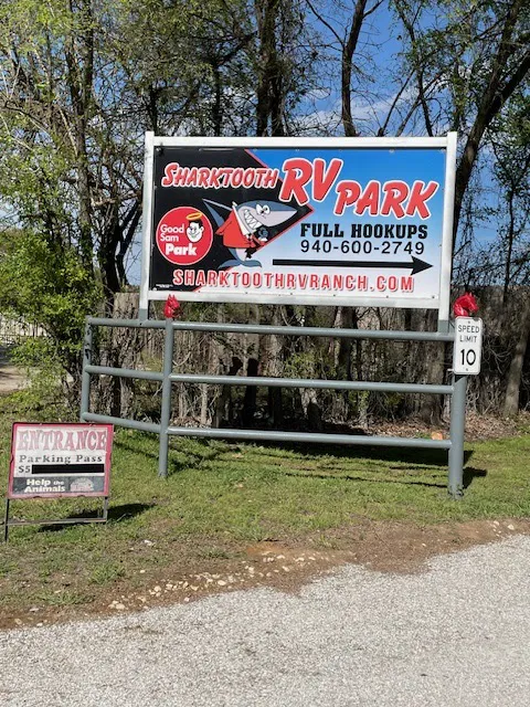 Shark Tooth RV Ranch Picture 3