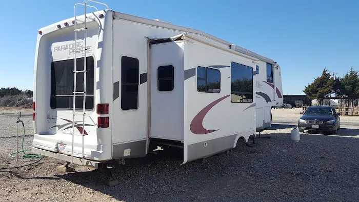 Old Rooster Creek RV Park and Flea Market Picture 5