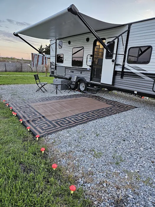 Lafons Rv Park Picture 3