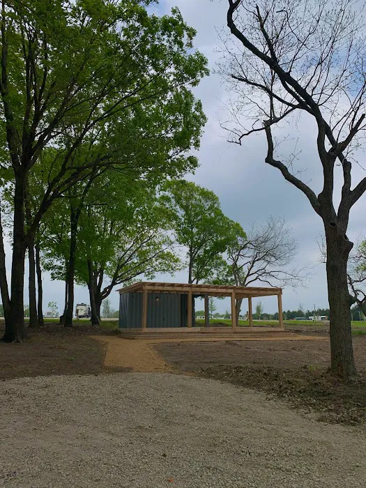 Sundowner RV Park Picture 3