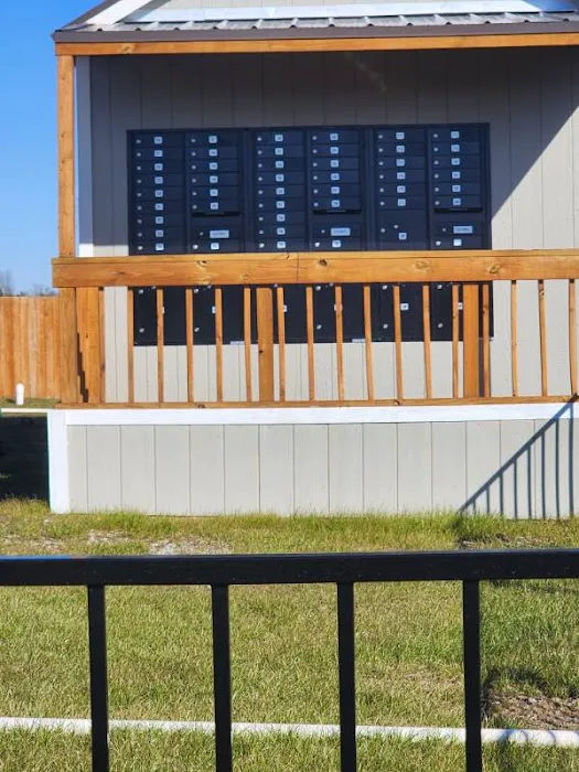 Lake Lavon North Luxury RV Park Picture 3