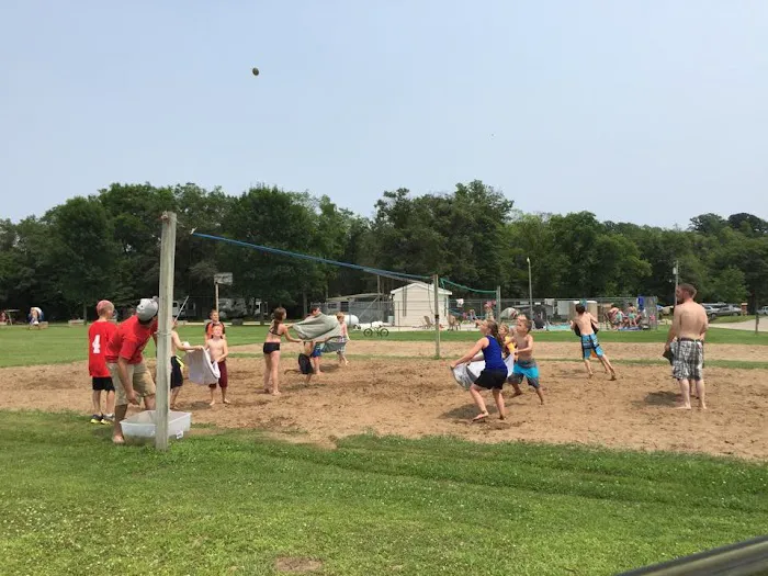 Bluff Valley Campgrounds Picture 4