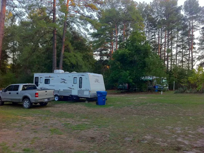 Pines RV and Mobile Home Park Picture 2