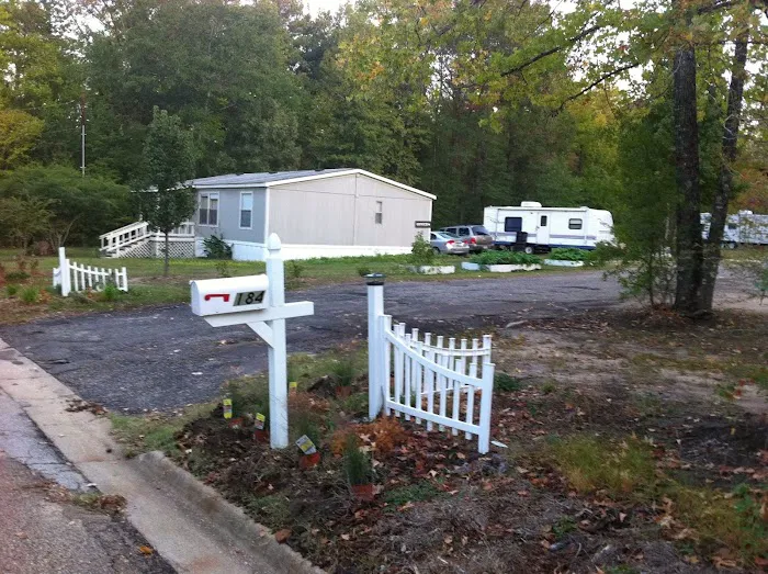 Pines RV and Mobile Home Park Picture 1