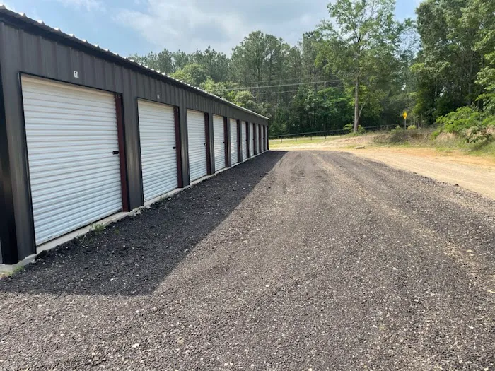 Red Fox Rv Park , Cabins And Storage Units Picture 6