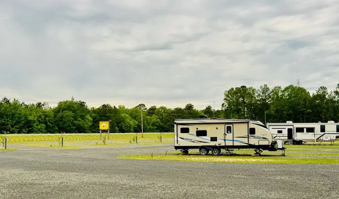 Buffalo Run RV Park and Cottages Picture 2
