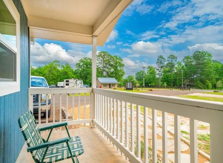 7 Pines Park