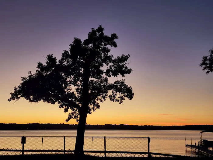 Roberds Lake Resort & Campgrounds Picture 2