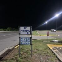 River Wind RV parking no semis ico