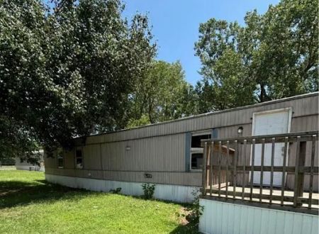 Canadian Shores Mobile Home