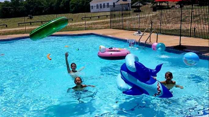 Lone Oak RV Ranch Picture 2