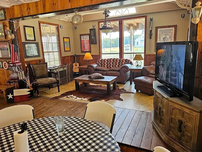 Lone Oak RV Ranch Picture 6