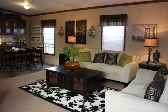 Lake Forest Manufactured Home Picture 1