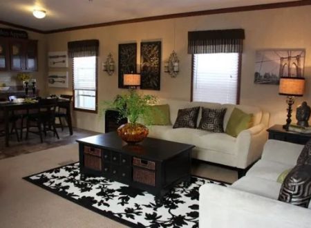 Lake Forest Manufactured Home