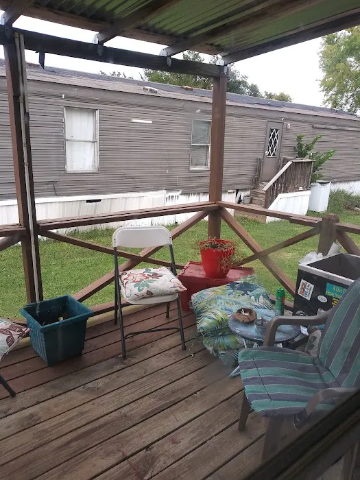 Sunnylane Estates Mobile Home Picture 5
