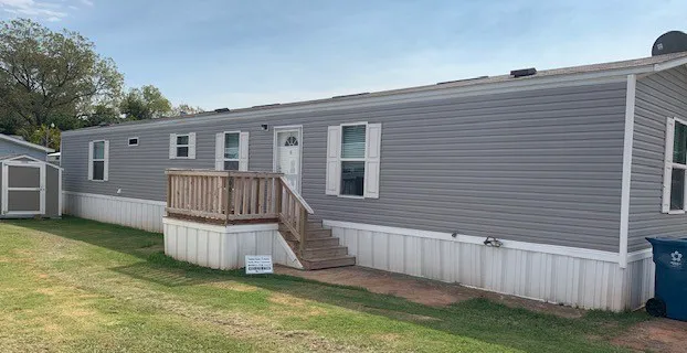 Sunnylane Estates Mobile Home Picture 3