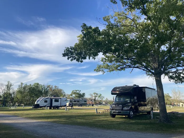 Farr Park RV Campground Picture 3