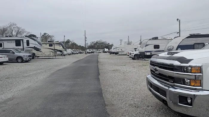 SWEET WATER RV PARK Picture 9