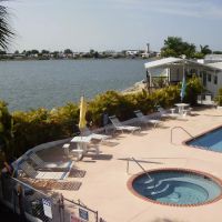 Water's Edge RV Resort ico