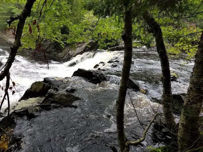 Upson Falls campground Picture 6