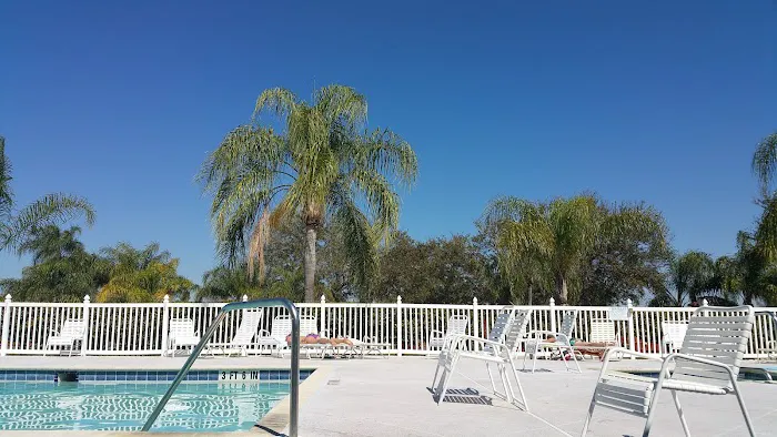 Arcadia Village Country Club Picture 3