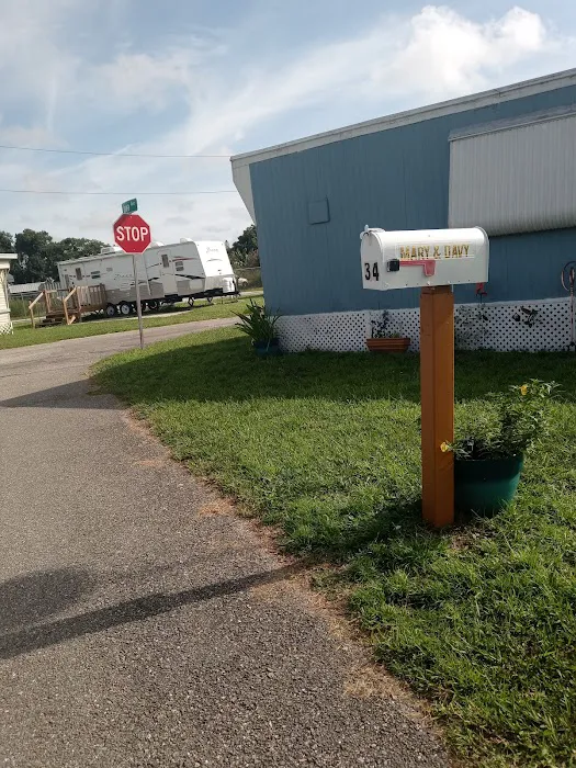 Arcadia Mobile Home Park Picture 2