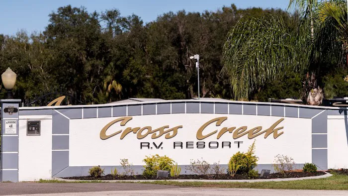 Cross Creek RV Resort Picture 9