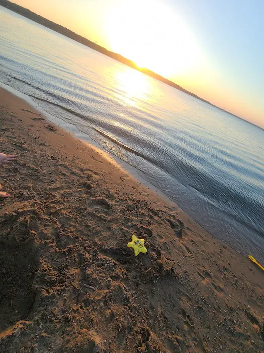 Oak Grove Beach Picture 8