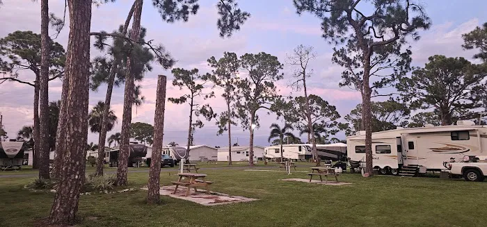 Swan Lake Village & RV Resort Picture 10