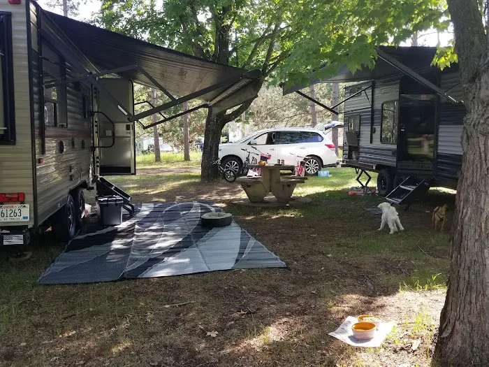 Twin Springs Resort Campground Picture 3