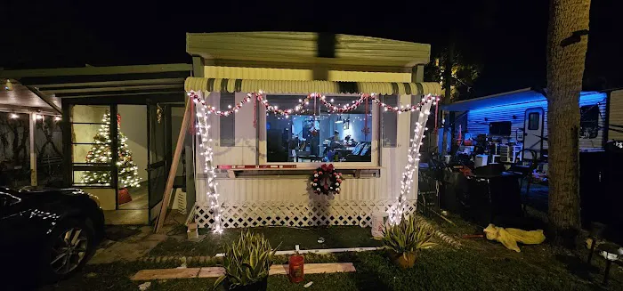 Jones Mobile Trailer Park Picture 1