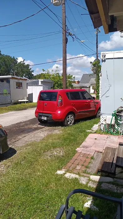 Caloosa Mobile Home Estates Picture 7