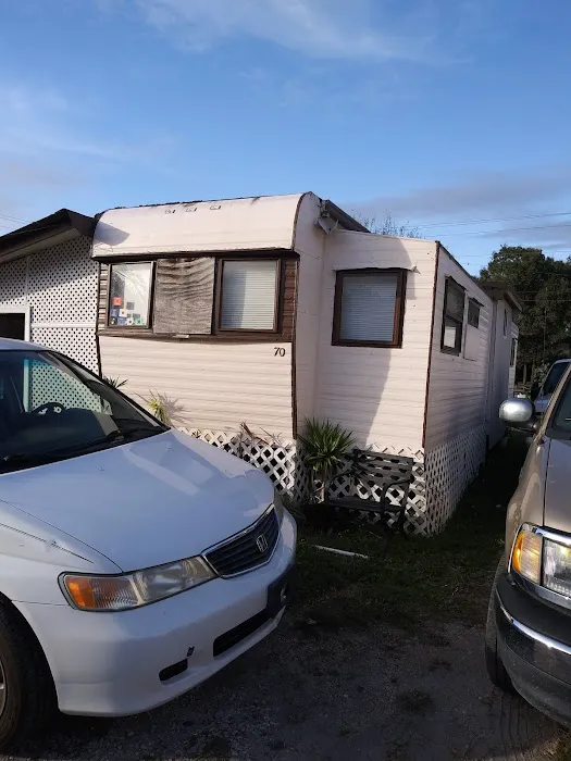 Caloosa Mobile Home Estates Picture 8