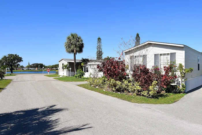 Lantana Cascade Manufactured Home Community Picture 5