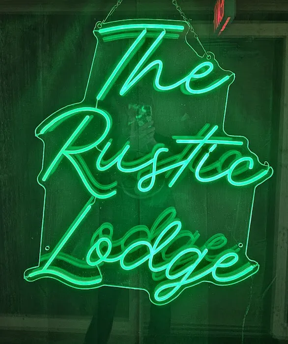 The Rustic Lodge Picture 2