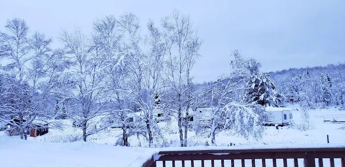 The Rustic Lodge Picture 3