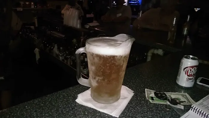 Wolf's Den Tavern & Resort Picture 8