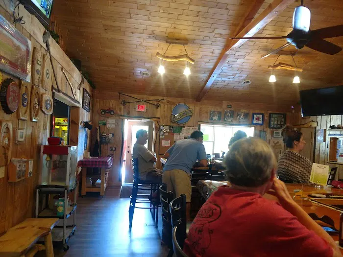 Buck 'n Beam's Social House & Campground Picture 8