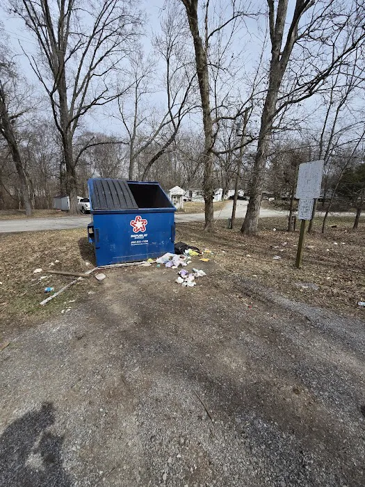 Cedar Lane Mobile Home Park Picture 2
