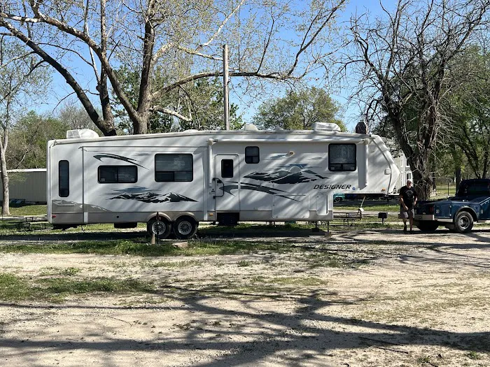 Rotary Club RV Park Picture 5