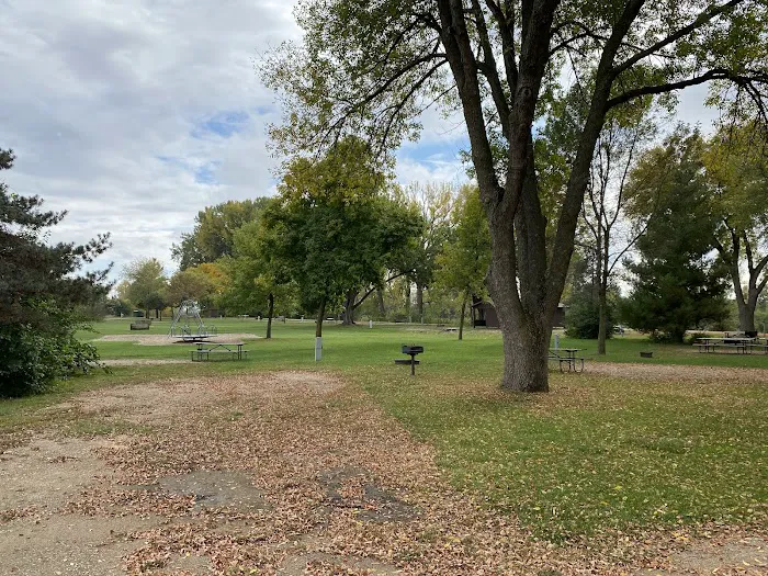 Siems Park Picture 9