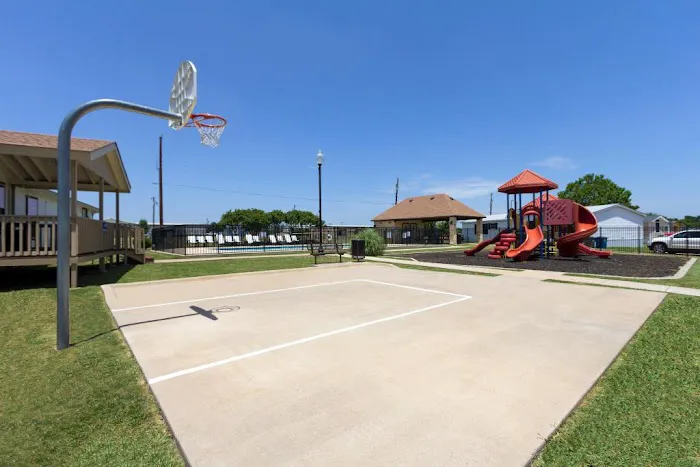 Glen Knoll Manufactured Home Community Picture 4