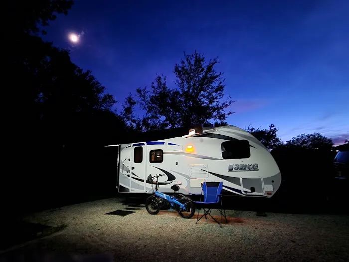 Palmetto Ridge Campground Picture 4