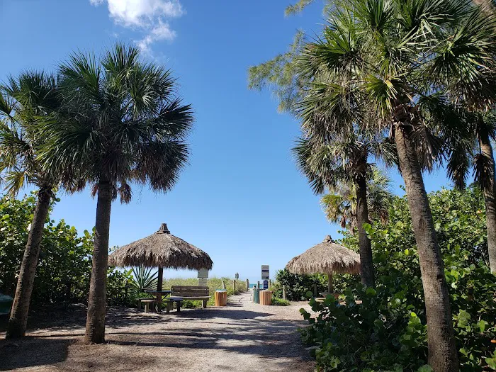 Turtle Beach Campground Picture 10