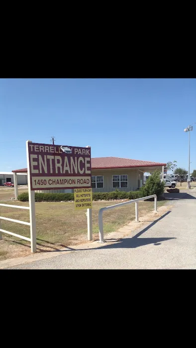 Terrell RV Park Picture 9