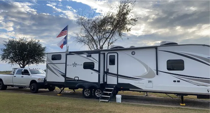 Terrell RV Park Picture 6