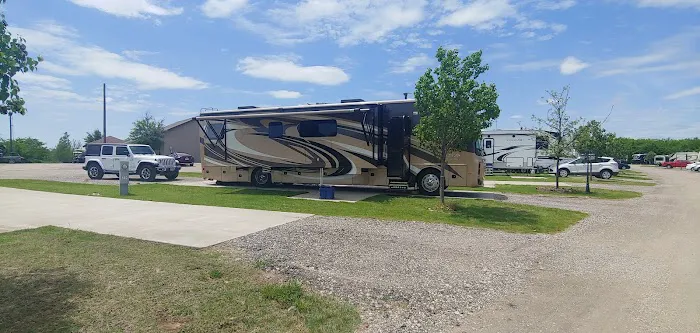 Rockin' Sunset RV Picture 3